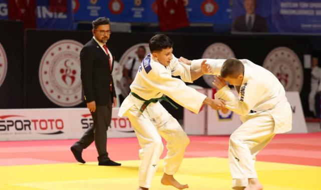 Kocaeli’de judo fırtınası esiyor