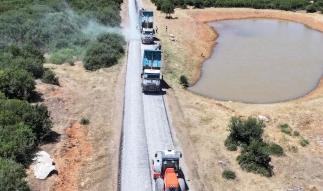 Manisa Büyükşehir’den ilçelere asfalt atağı
