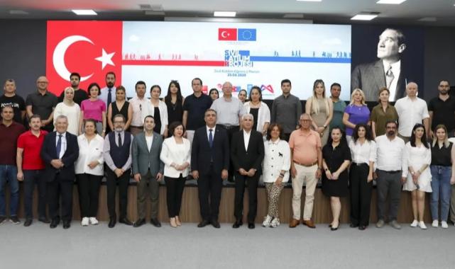 Mersin sivil katılımda öncü kentlerden biri oluyor