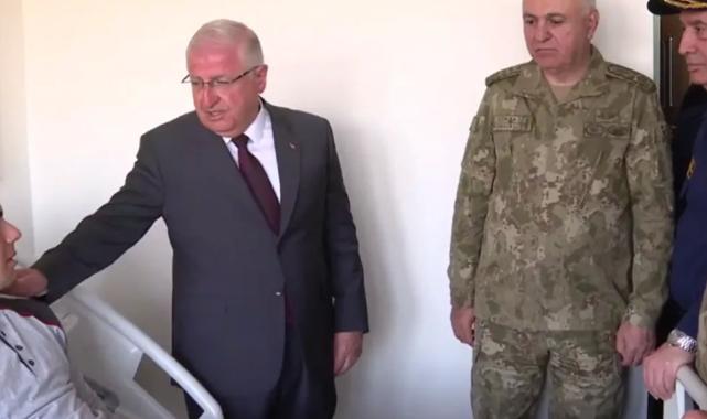 Metan gazından zehirlenen askerler GATA’da ziyaret edildi