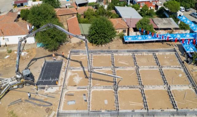 Milas Derince’de çok amaçlı sosyal alana temel