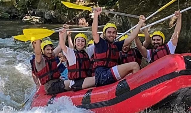 Mimarlar rafting heyecanı yaşadı
