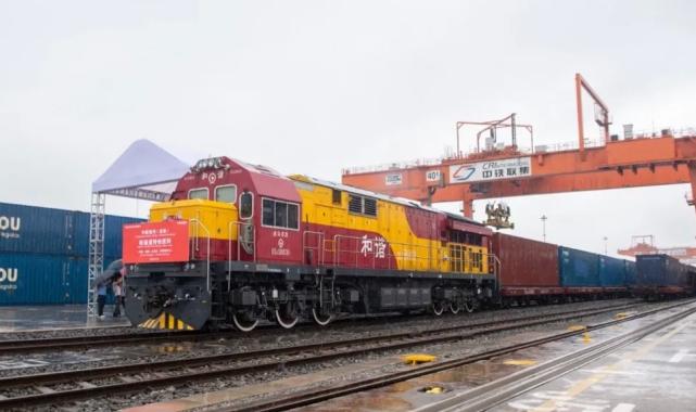 Orta Koridor’da tarihi sefer