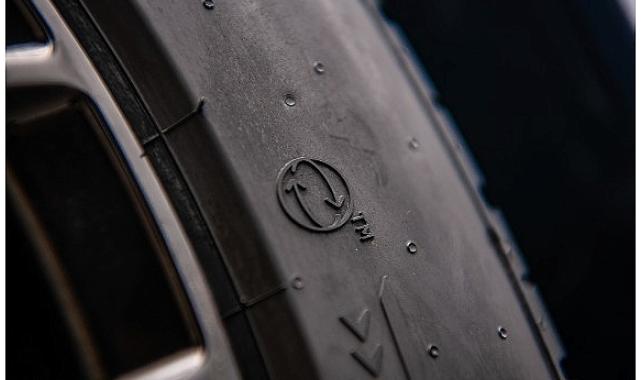 Pirelli, %70’ten Fazla Biyo-bazlı ve Geri Dönüştürülmüş Malzeme İçeren İlk Standart Üretim Lastiğini Tanıttı