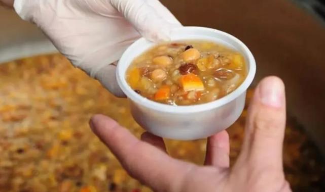 Sakarya aşure bereketini 16 ilçeye taşıyacak