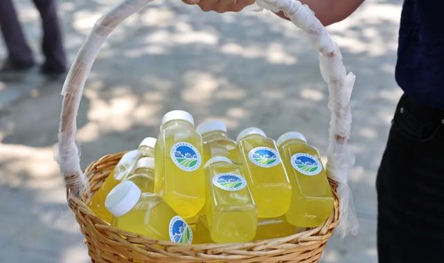 Sakarya ikramlarla serinletti