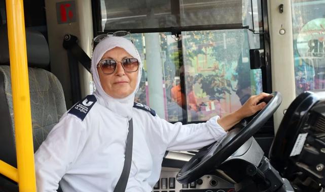 Sakarya ulaşımında 4 yeni kadın şoför daha kontak çevirdi