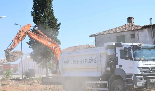 Sakarya’nın merkez aksına bağlantıya ilk kazma