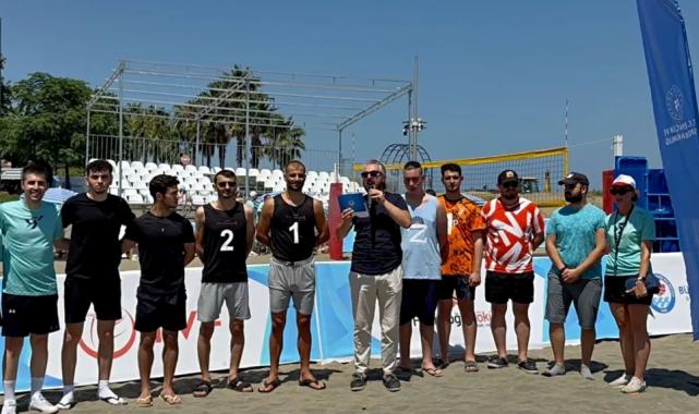 Trabzon’da plaj voleybolu heyecanı başladı