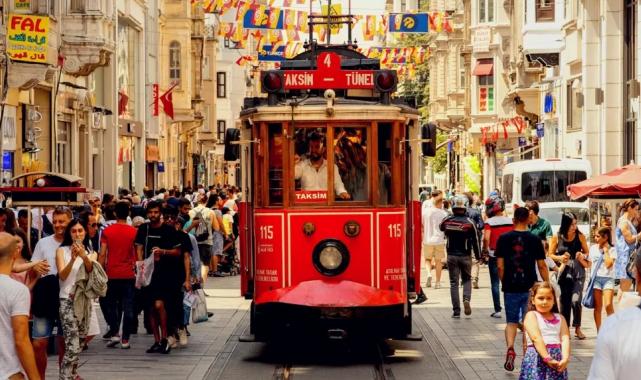 Türkiye’de 2024’te 2,7 milyon kişi iller arası göç etti! İstanbul göçte zirvede