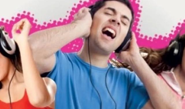 Üniversitelinin müzik karnesi belli oldu! Her 10 gençten 9’u her gün müzik dinliyor!