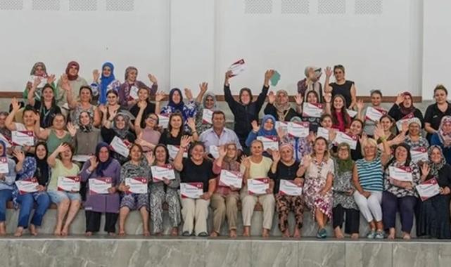 “Yüzme Bilmeyen Kalmasın” projesinde kadınlar sertifikalarını aldı
