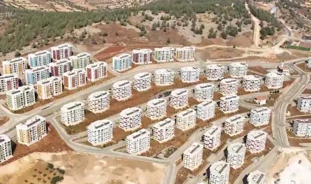 Asrın inşa seferberliği sürüyor… Deprem bölgesi yeniden ayağa kalkıyor