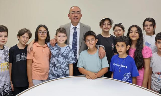 Başkan Kavuş’tan Meram Yaz Okulu öğrencilerine sürpriz ziyaret