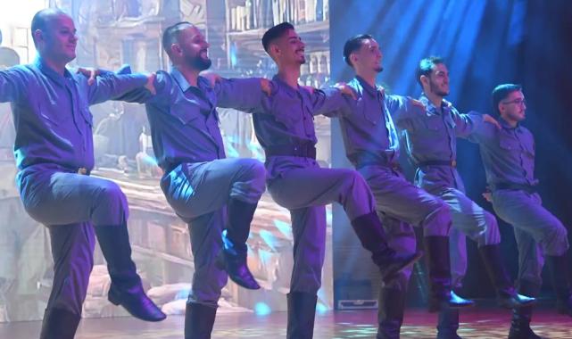 Bursa Osmangazi’de ‘Zaferin Dansı’ izleyenleri büyüledi 