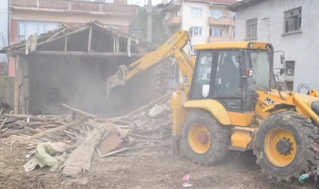 Bursa Yenişehir’de metruk binalara vize yok