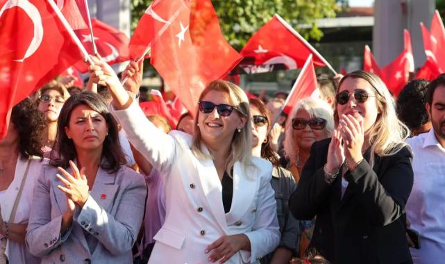 Büyük Zafer’e Bakırköy’de coşkulu kutlama