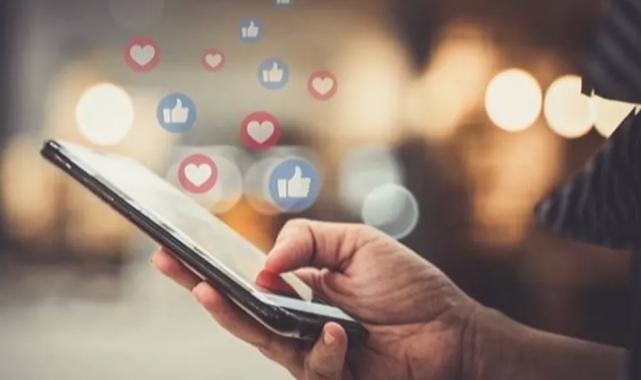 Dijital çağın yorgunuyuz… Sosyal medya ve internette dünya ortalamasının üzerindeyiz