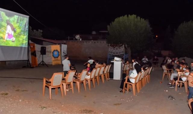 Diyarbakır’da Açık Hava Film Gösterimleri çocuklardan ilgi görüyor