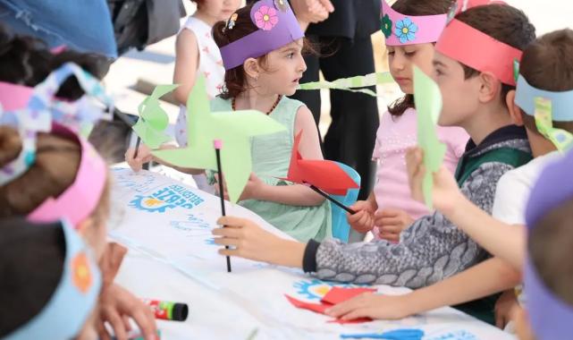 Gebze’de Başkan Büyükgöz’den miniklerin atölyesine ziyaret