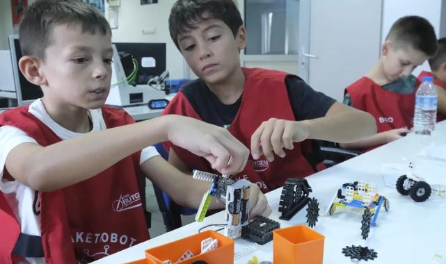 Geleceğin tasarımcıları BUTGEM’de yeteneklerini keşfetti