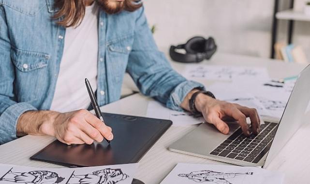 Genç Tasarımcılara Uyarı: Yapay zekâya teslim olmayın, yön verin