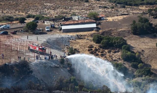 İzmir Aliağa ve Menderes’teki yangınlar kontrol altında