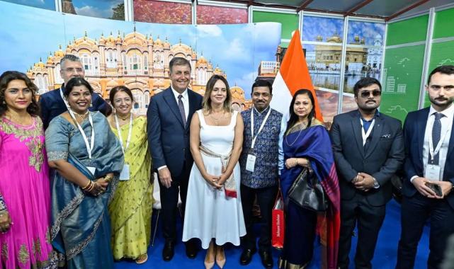 İzmir Enternasyonal Fuarı’na büyük ilgi