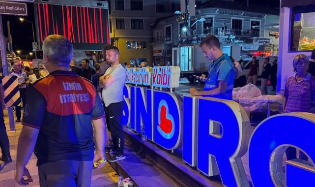 İzmir İtfaiyesi Balıkesir görevinde