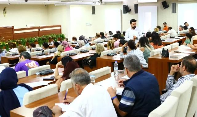 İzmir Karabağlar’da BİO 15 ayda bin 418 kişiye iş sağladı