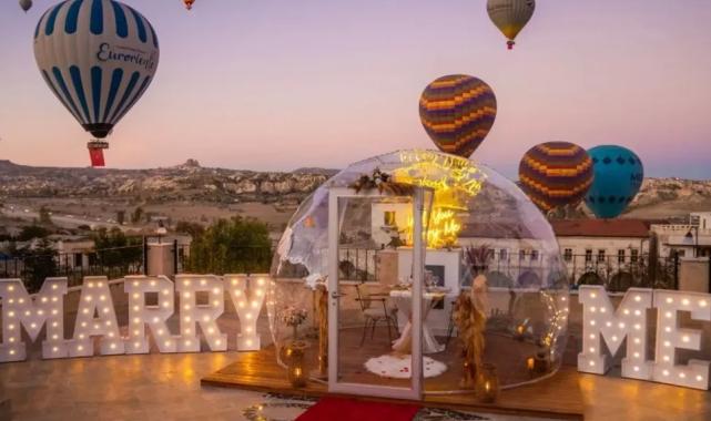 Kapadokya’da romantik teklifler turizme yeni soluk getiriyor