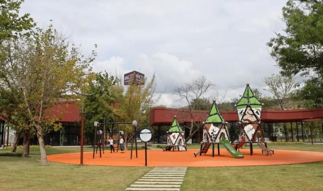 Kocaeli’de eski fuar alanı güzelleşiyor