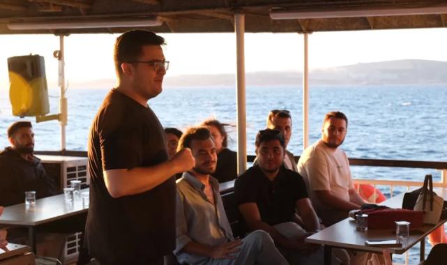 Kocaeli’de ‘Kılavuz Kariyer’ öğrencilerine mehtap turu