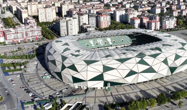 Konya Stadyumu Türkiye-İspanya maçına hazırlanıyor