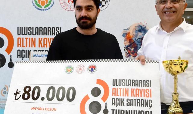 Malatya Uluslararası Altın Kayısı’da ‘şah-mat’çılar ödüllendirildi