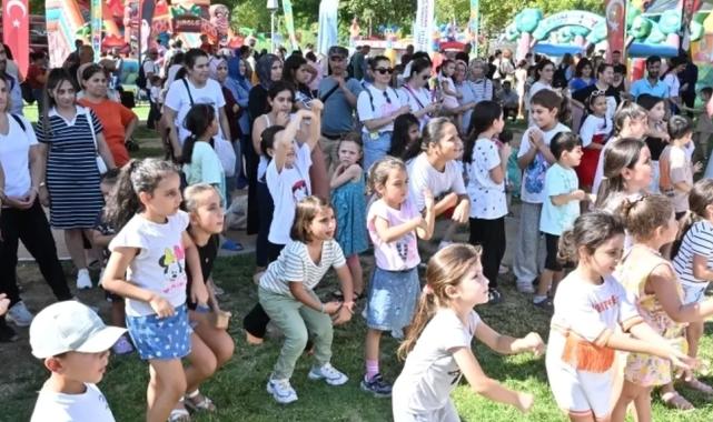 Manisa’da çocuklara Zafer Bayramı şenliği düzenlendi