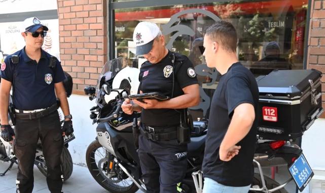 Manisa’da Trafik Zabıtasından kapsamlı kaldırım denetimi