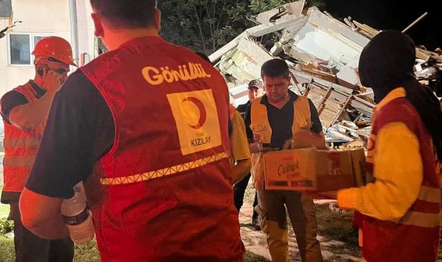 Türk Kızılayı’ndan Sındırgı afetzedelerine beslenme desteği