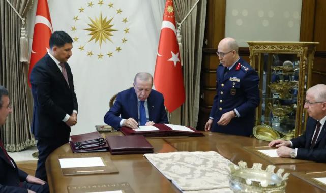 YAŞ kararları açıklandı… Yeni Genelkurmay Başkanı Selçuk Bayraktaroğlu