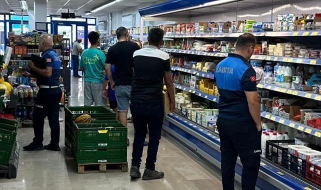Zile zabıta ekiplerinden marketlerde sıkı denetim