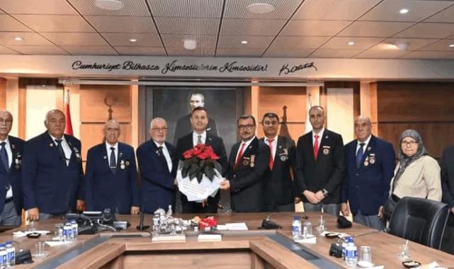 Balıkesir gazilerin yanında