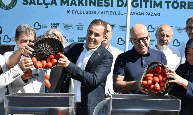 Balıkesir’de üreticiye salça makinesi desteği