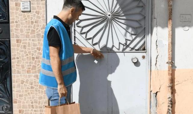 Başkan Ahmet Akın’dan öğrencilere gıda desteği