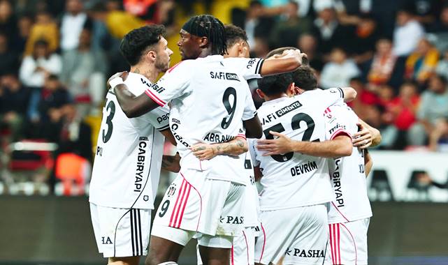 Zecorner Kayserispor 0-4 Beşiktaş (Maç Sonucu) Kartal Kayseri’de coştu!