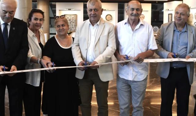 Bursa Osmangazi’de “Emeklilikten Bugüne Çini Sergisi” açıldı