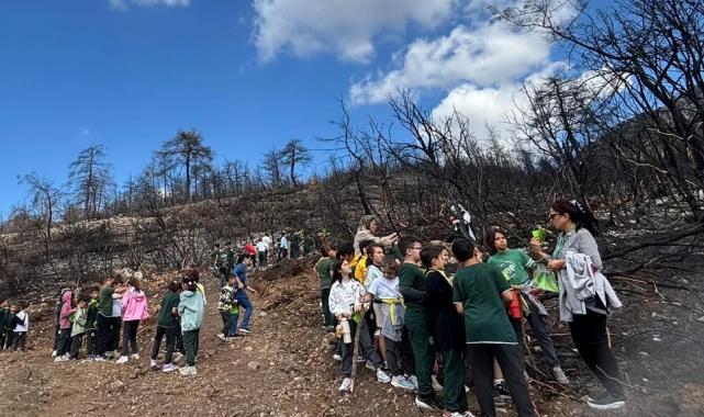 Bursa’da öğrenciler küllerden umuda ‘Ekol’ oldu