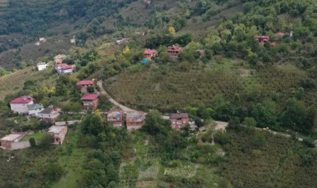 Çamaş’ta 4 mahalleye hitap eden grup yolu asfaltla buluştu