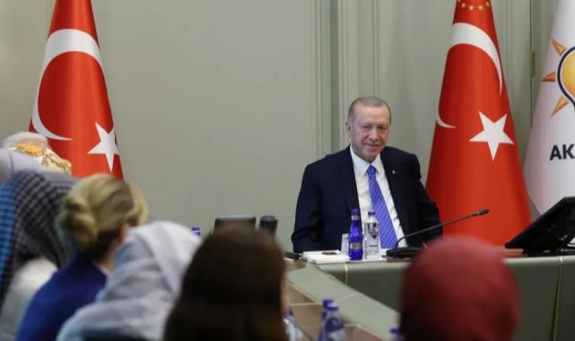 Cumhurbaşkanı Erdoğan, AK Partili kadın belediye başkanlarıyla buluştu