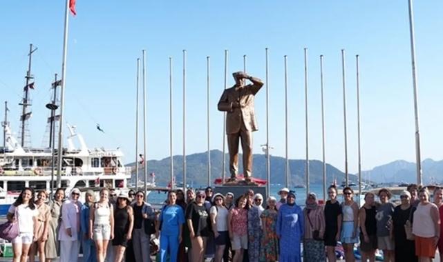 Denizlili kadınların Marmaris’te mavi yolculuk keyfi