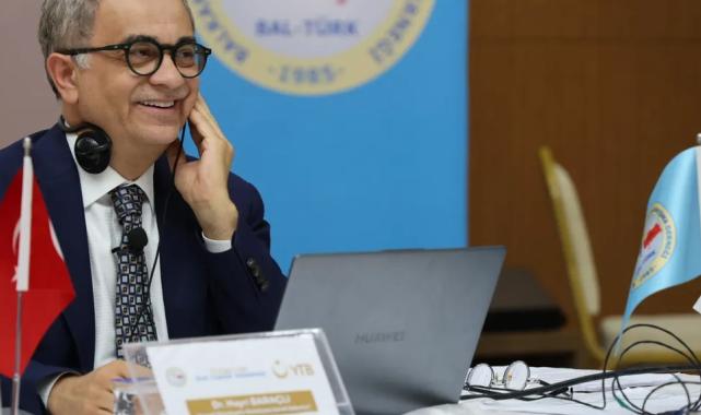 Dr. Hayri Baraçlı, Bulgaristan’dan gelen gençlerle liderlik üzerine buluştu